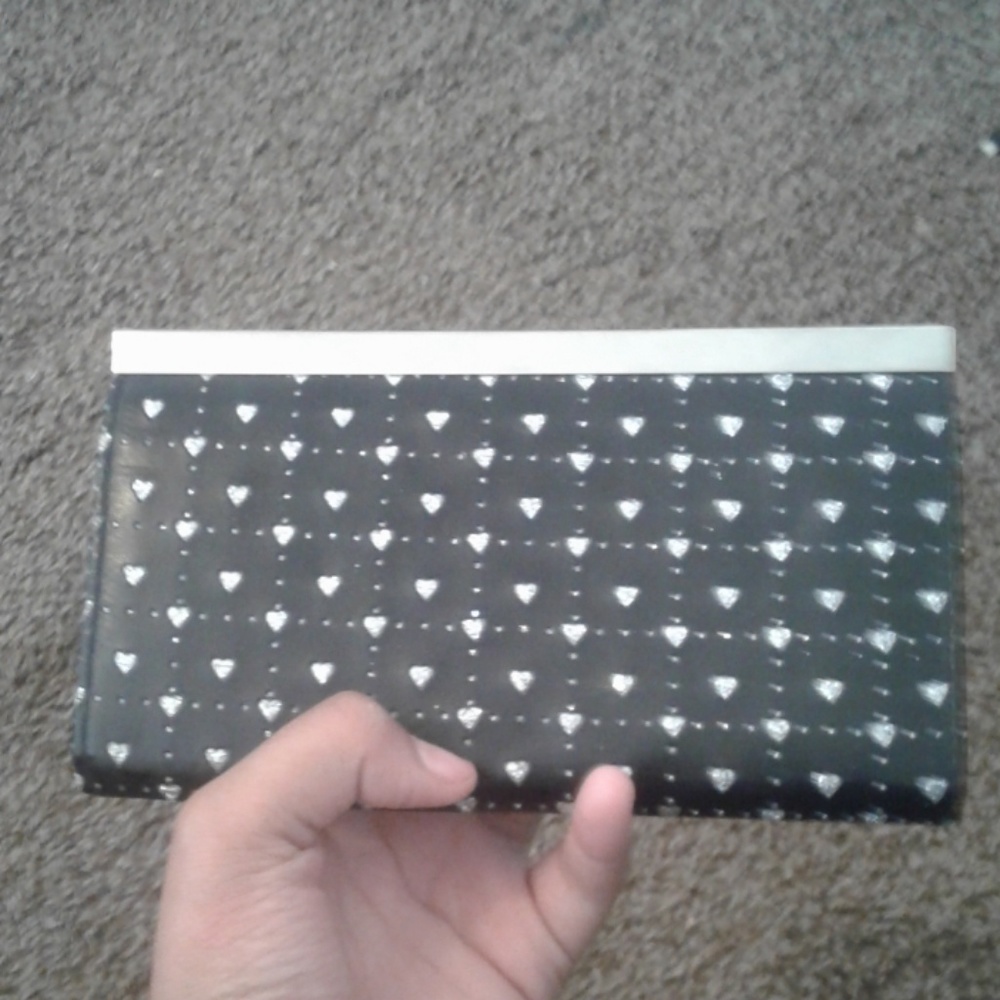 wallet - Picture 2 of 3